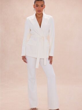 New Tailored Cream Belted Blazer & Wide-Leg Pants Set/Suit